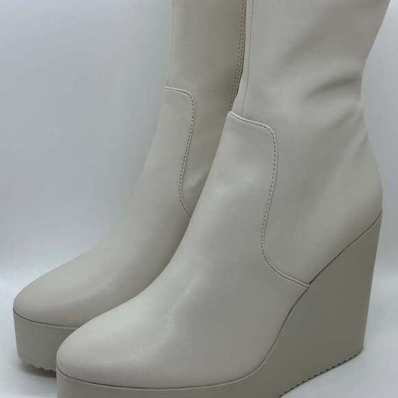 NEW! Steve Madden Witness Wedge Bootie in Bone - Picture 4 of 9